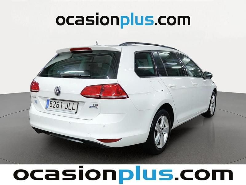 Usado VW Golf Sportsvan Advance 110 CV (80 kW) 2016 Blanco Monovolumen