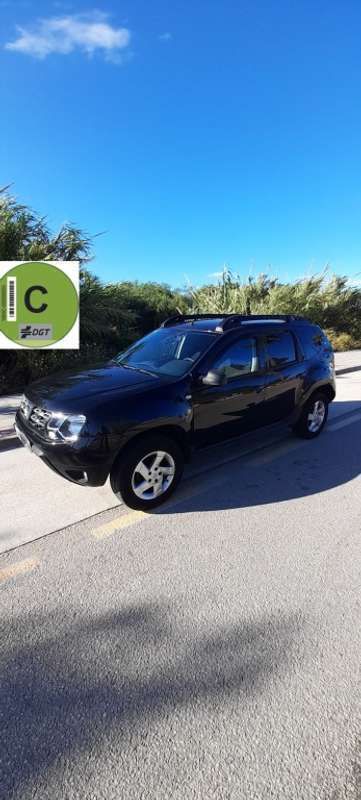 Negro Usado 2016 Dacia Duster SUV | 10.890 € (Un poco caro) - Imagen 1/4