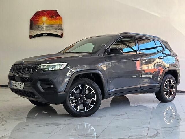 Gris Usado 2022 Jeep Compass Trailhawk SUV | 20.490 € (Precio justo) - Imagen 1/4