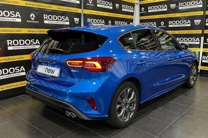 Usado Ford Focus ST-Line 155 CV (114 kW) 2022 Azul Familiar