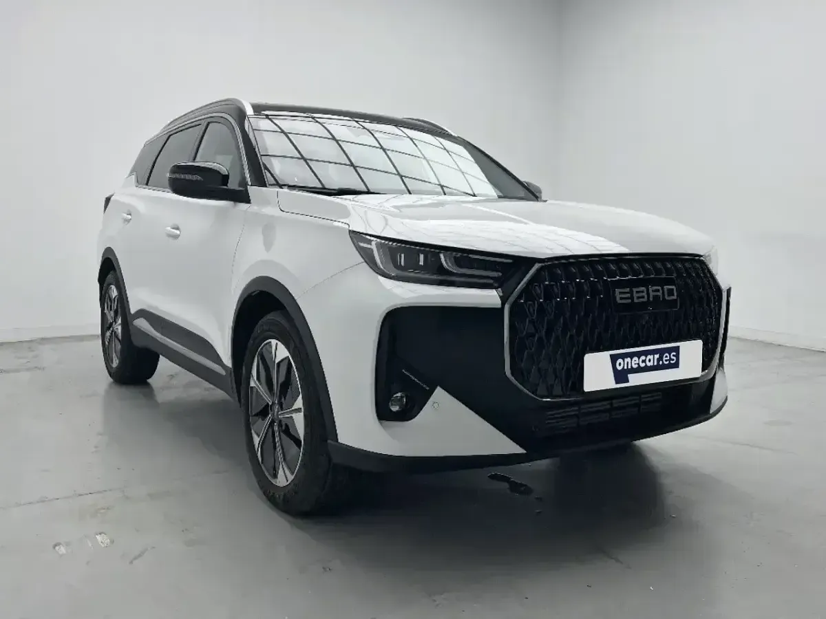 Usado Ebro s700 Luxury 147 CV (108 kW) 2025 Blanco SUV