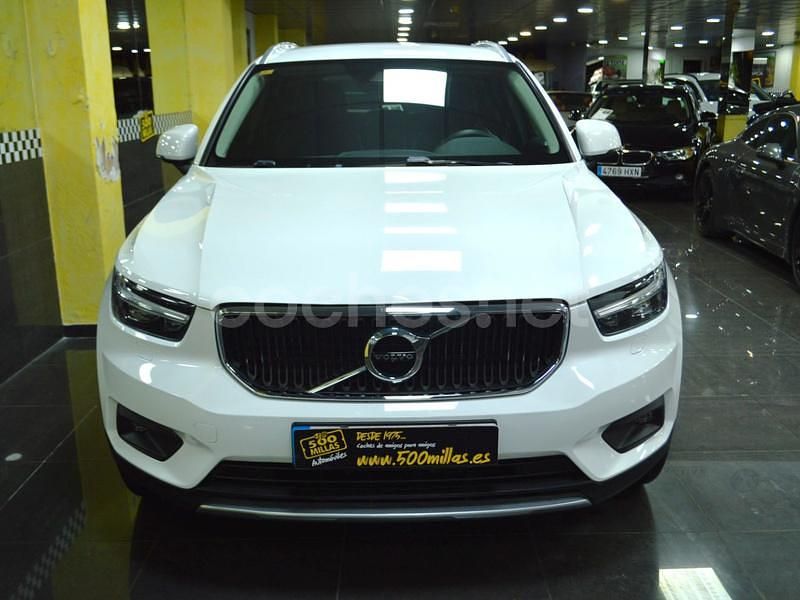 Usado Volvo XC40 Momentum 150 CV (110 kW) 2020 Blanco SUV