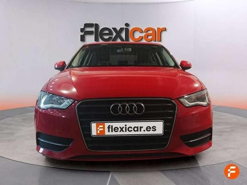 Usado Audi A3 Sportback 116 CV (85 kW) 2016 Rojo Utilitario