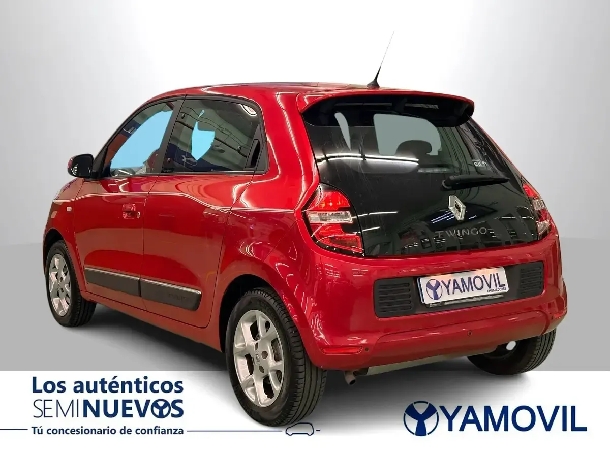 Usado Renault Twingo Zen 90 CV (66 kW) 2017 Rojo Utilitario