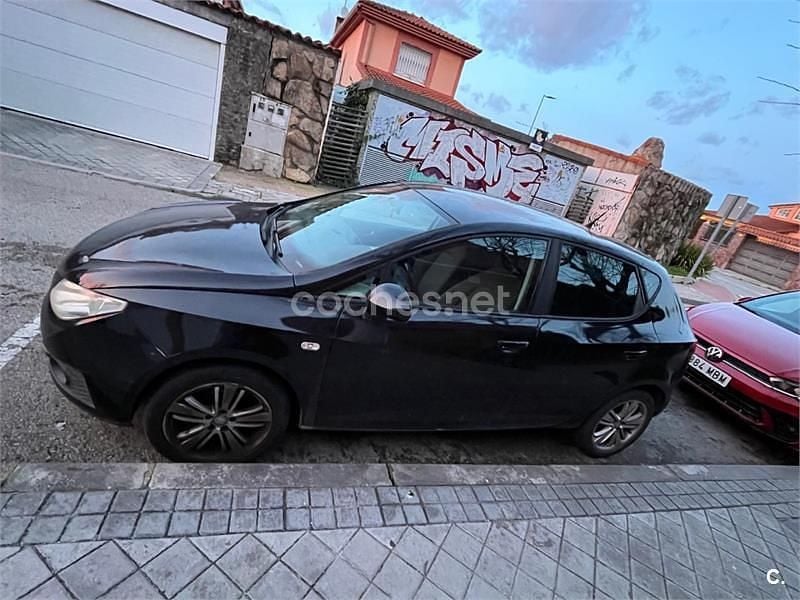 Usado Seat Ibiza Style 85 CV (62 kW) 2010 Negro Berlina