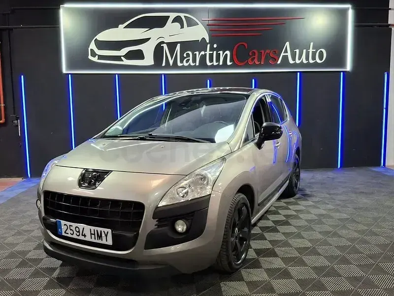 Usado Peugeot 3008 Active 112 CV (82 kW) 2012 Beige Familiar
