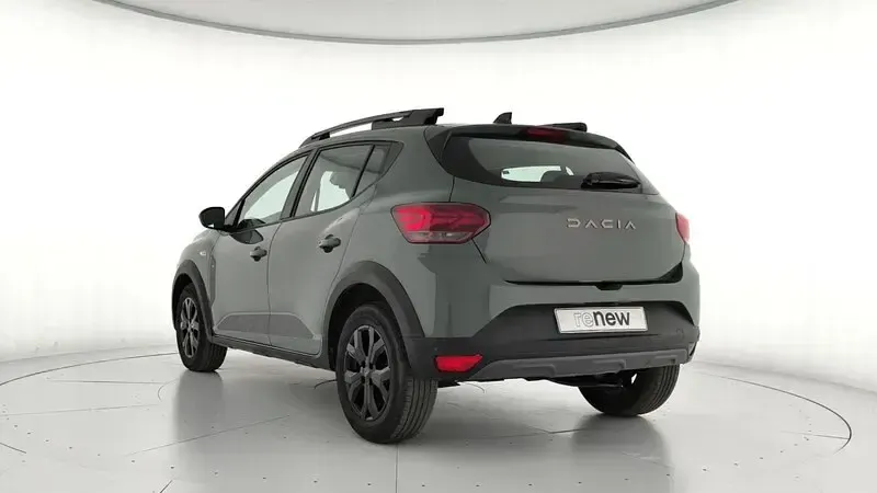 Usado Dacia Sandero Extreme 100 CV (73 kW) 2025 Gris Berlina