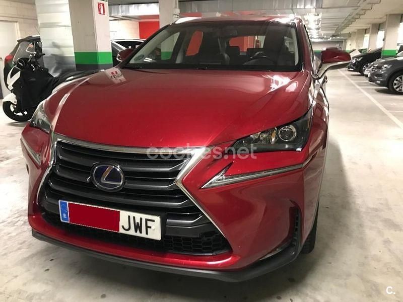 Rojo Usado 2016 Lexus NX300h Executive Line SUV | 15.600 € - Imagen 1/4