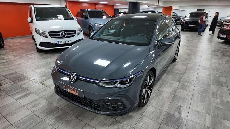 Usado VW Golf VIII GTE 245 CV (180 kW) 2021 Gris Utilitario