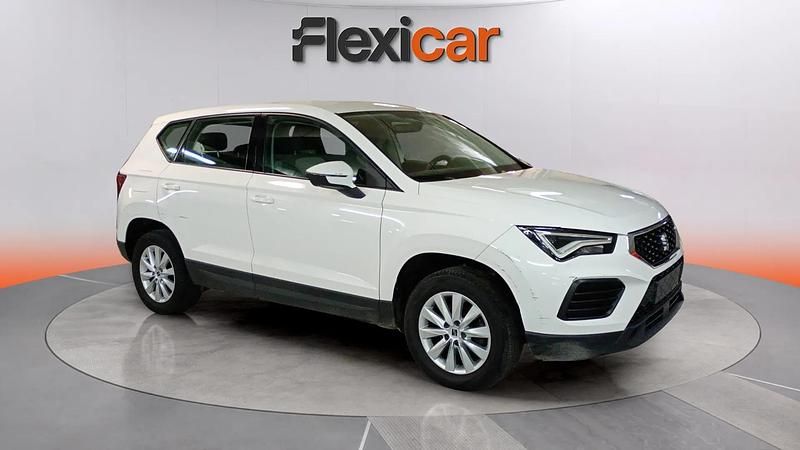 Begagnad Seat Ateca Reference 110 HK (80 kW) 2023 Vit SUV