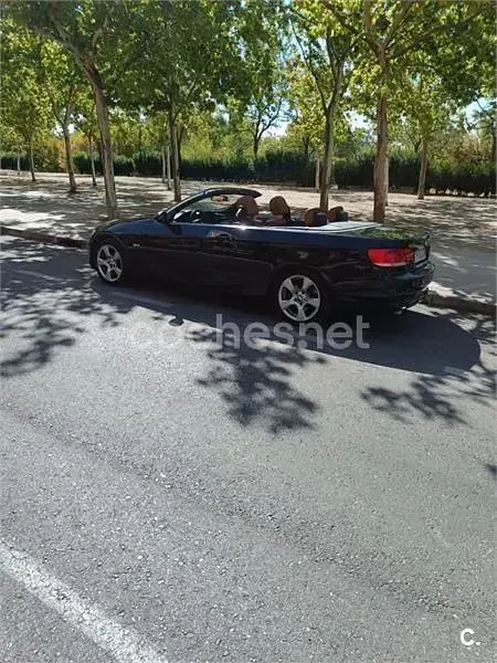 Usado BMW 320 Cabriolet 170 CV (125 kW) 2008 Negro Descapotable