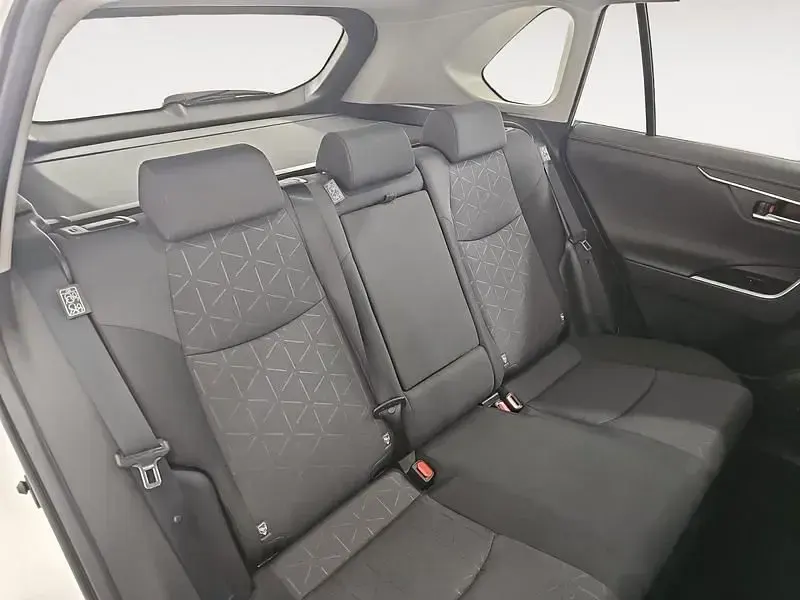 Usado Toyota RAV4 Advance 218 CV (160 kW) 2023 Blanco SUV