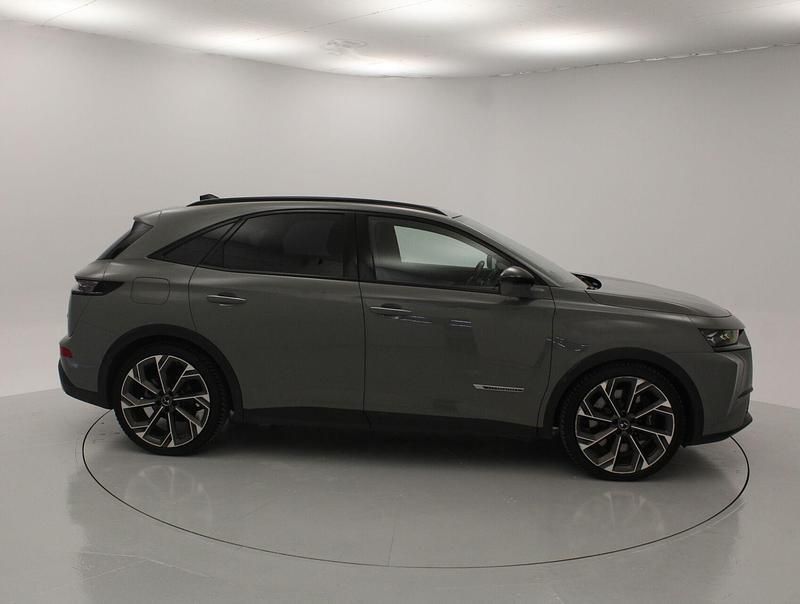 Usado DS Automobiles DS7 Crossback 360 CV (264 kW) 2022 Gris / plata SUV