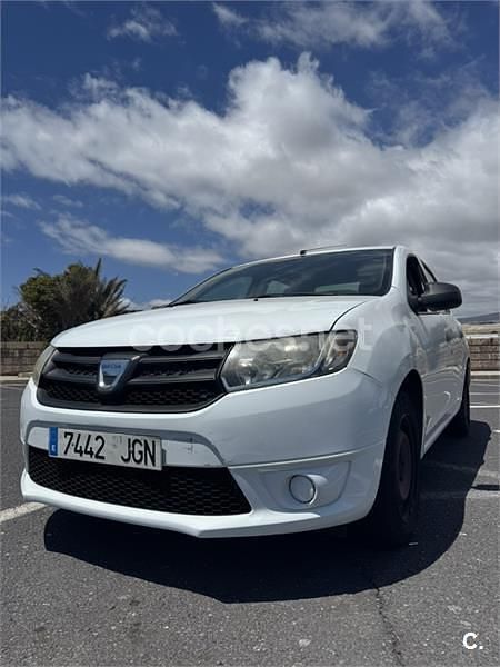 Usado Dacia Logan Ambiance 72 CV (52 kW) 2015 Blanco Berlina