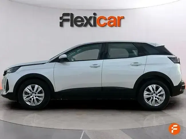 Usado Peugeot 3008 Active 130 CV (95 kW) 2021 Blanco SUV