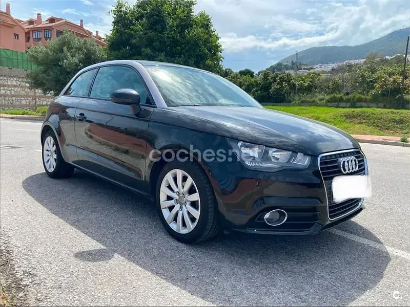 Usado Audi A1 Ambition 86 CV (63 kW) 2014 Negro Utilitario
