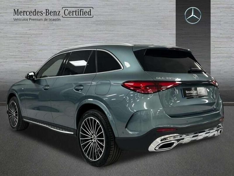 Usado Mercedes GLC300e 333 CV (244 kW) 2025 Verde SUV