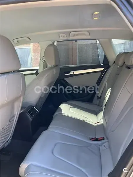 Usado Audi A4 Allroad 190 CV (139 kW) 2015 Gris / plata Familiar