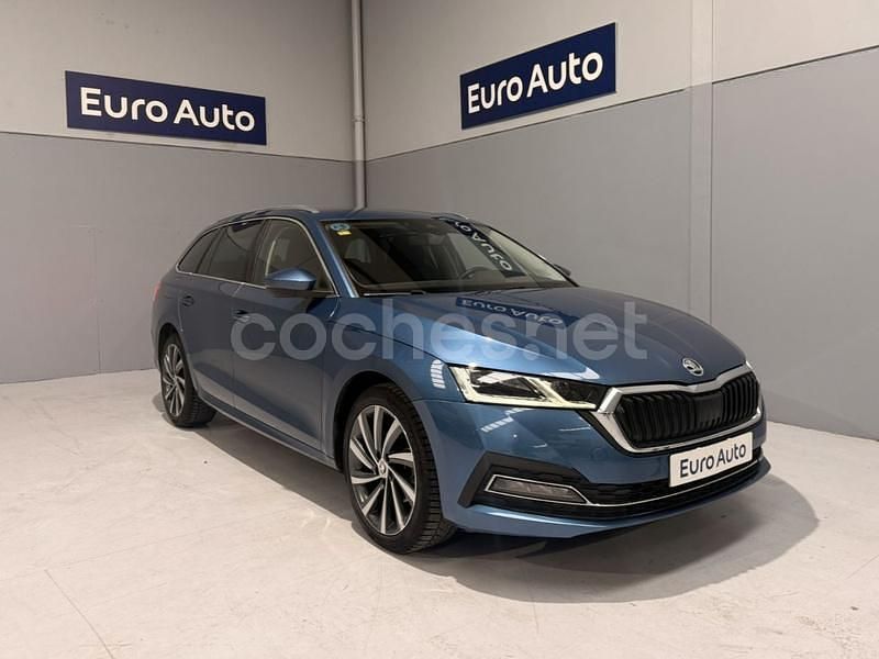 Azul Usado 2021 Skoda Octavia Style Familiar | 17.500 € (Precio justo) - Imagen 1/4