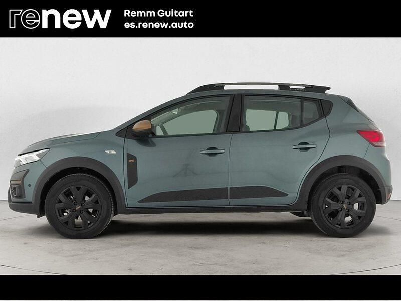 Usado Dacia Sandero Extreme 100 CV (73 kW) 2025 Verde Berlina