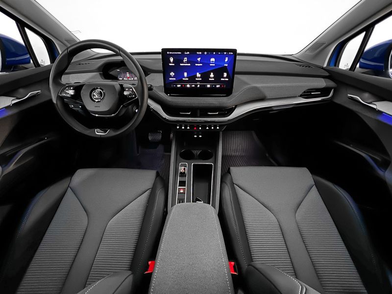 Usado Skoda Enyaq iV 150 kW (204 CV) 2024 Azul race metalizado SUV