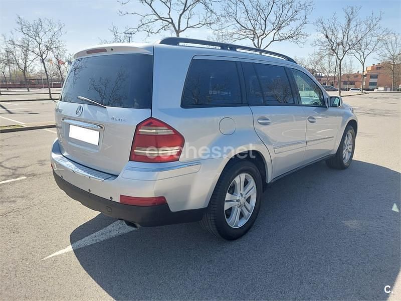 Usado Mercedes GL320 224 CV (164 kW) 2007 Gris / plata SUV