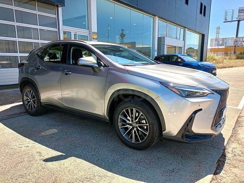 Usado Lexus NX350h 245 CV (180 kW) 2024 Gris SUV