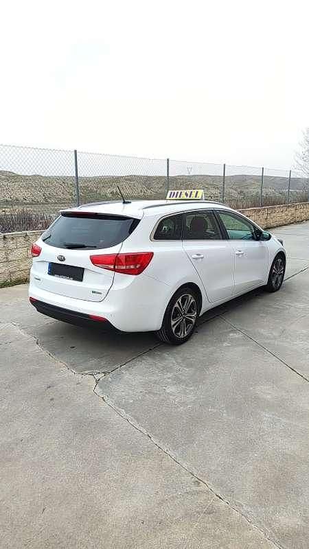 Usado Kia Ceed GT GT-Line 136 CV (100 kW) 2018 Blanco Utilitario