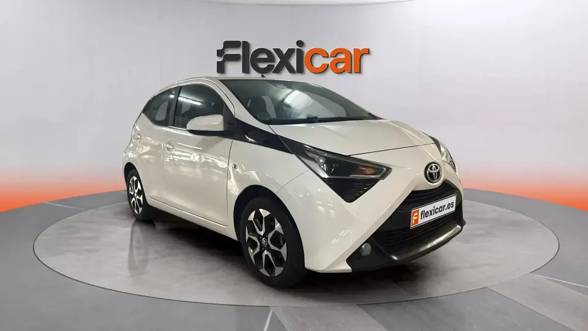 Usado Toyota Aygo X-play 72 CV (52 kW) 2021 Utilitario