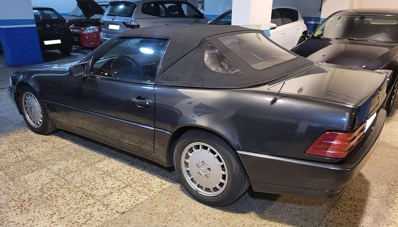 Käytetty Mercedes SL300 188 HP (138 kW) 1990 Musta Coupe - kaksiovinen