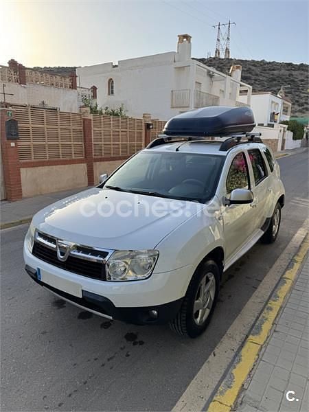 Blanco Usado 2011 Dacia Duster Lauréate SUV | 7500 € (Precio justo) - Imagen 1/4