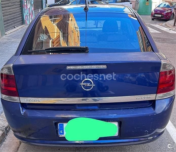 Azul Usado 2006 Opel Vectra Elegance Berlina | 2250 € (Precio justo) - Imagen 1/4