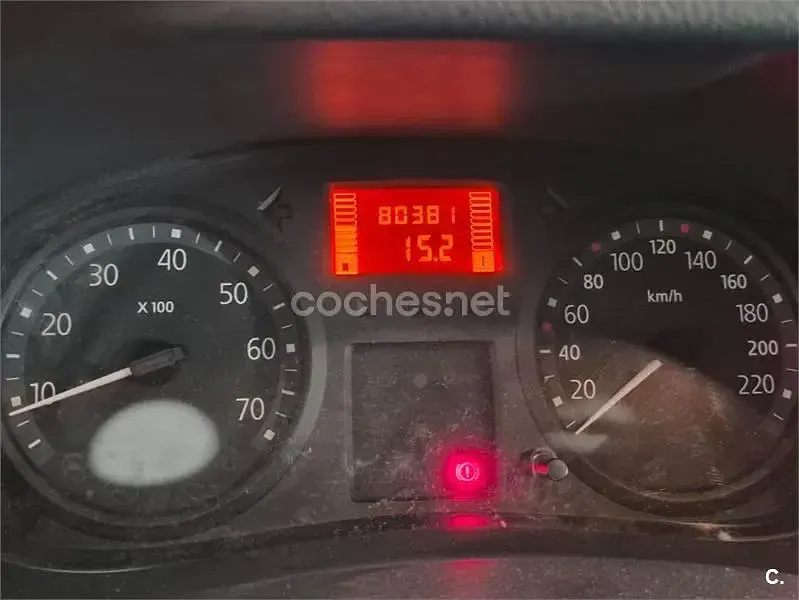 Usado Renault Clio II 60 CV (44 kW) 2005 Gris / plata Berlina