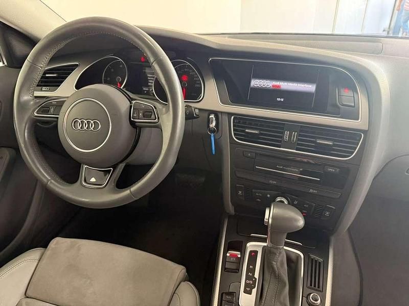 Usado Audi A5 Sport 174 CV (127 kW) 2014 Azul Coupe