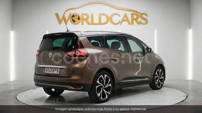Usado Renault Grand Scénic IV Zen 131 CV (96 kW) 2017 Marrón Monovolumen