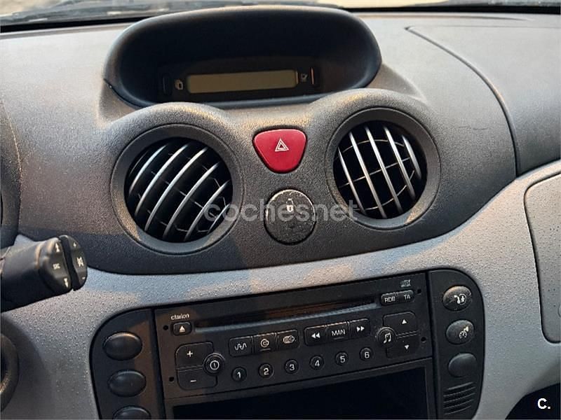 Azul Usado 2003 Citroën C3 Utilitario | 2650 € (Precio justo) - Imagen 1/4