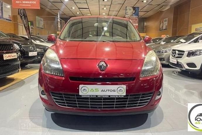 Usado Renault Scénic III Dynamique 106 CV (77 kW) 2010