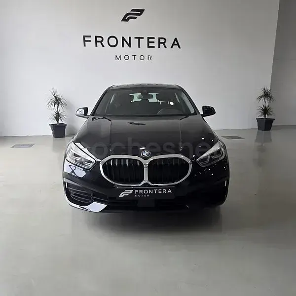 Usado BMW 116 116 CV (85 kW) 2021 Negro Utilitario
