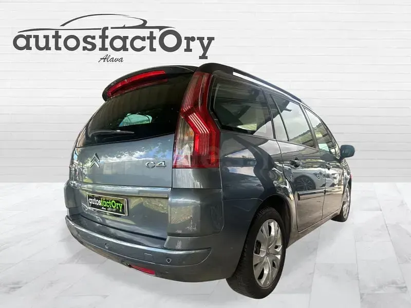 Usado Citroën C4 Picasso 110 CV (80 kW) 2007 Gris / plata Monovolumen