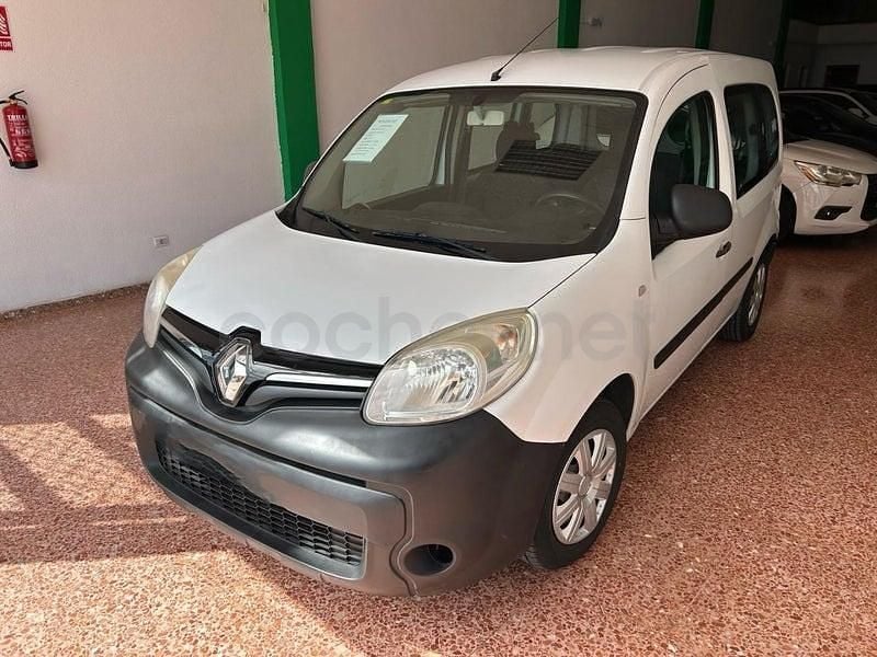 Usado Renault Kangoo 90 CV (66 kW) 2016 Blanco Familiar