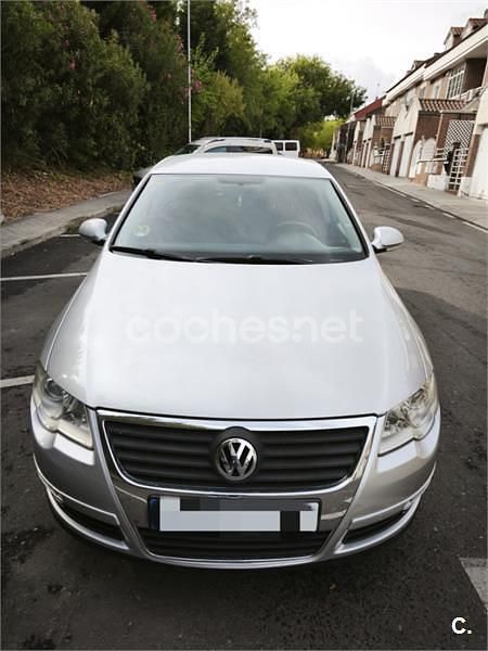 Gris / plata Usado 2007 VW Passat Advance Berlina | 5800 € (Precio justo) - Imagen 1/4