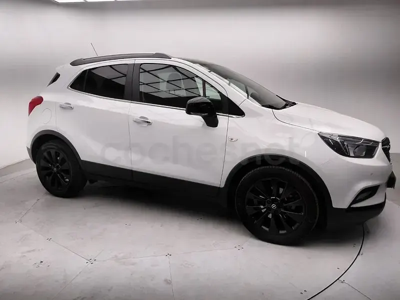 Usado Opel Mokka Color Edition 140 CV (102 kW) 2022 Blanco SUV