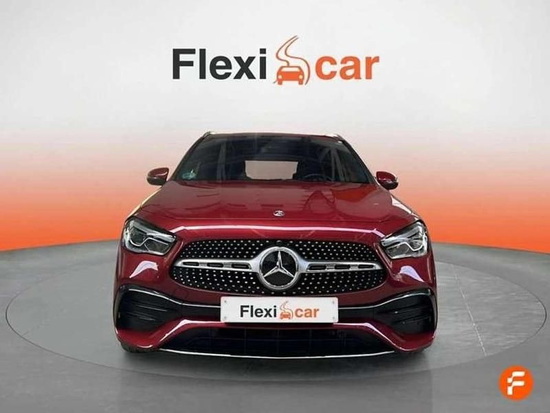 Usado Mercedes GLA200 150 CV (110 kW) 2021 Rojo SUV