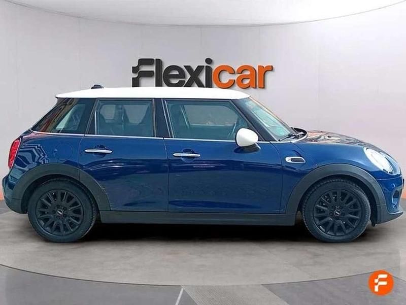 Usado Mini Cooper D 116 CV (85 kW) 2017 Azul Utilitario