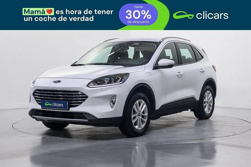Usado Ford Kuga Titanium 225 HP (165 kW) 2022 Branco SUV