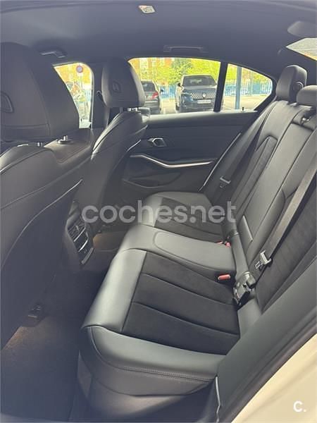 Usado BMW 318 150 CV (110 kW) 2024 Blanco Berlina