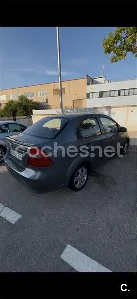 Usado Chevrolet Aveo LT 94 CV (69 kW) 2007 Gris / plata Berlina