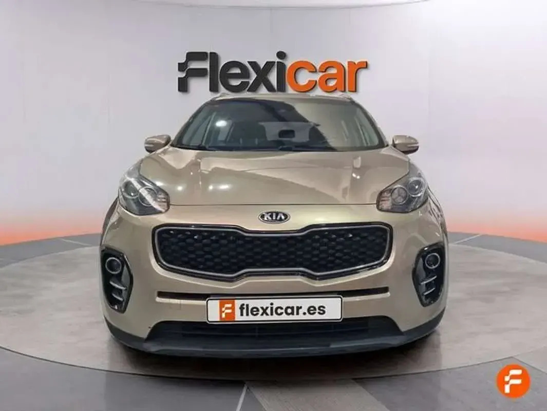 Usado Kia Sportage 132 CV (97 kW) 2016 Beige SUV