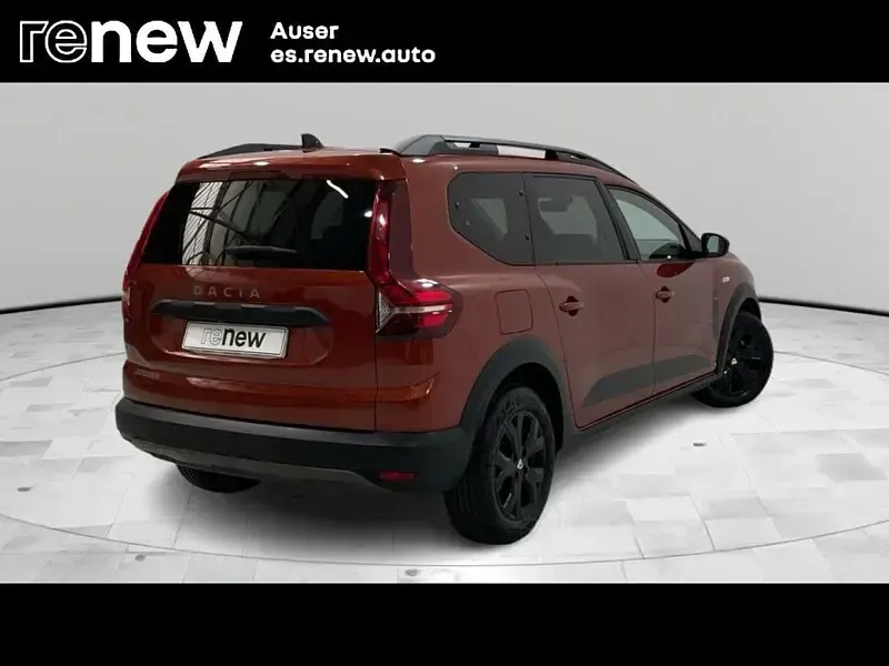 Usado Dacia Jogger Extreme 110 CV (80 kW) 2022 Rojo Monovolumen