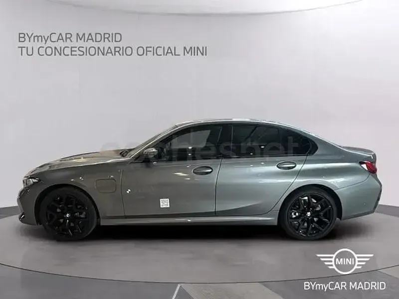 Usado BMW 330e Comfort Edition 292 CV (214 kW) 2026 Gris / plata Berlina